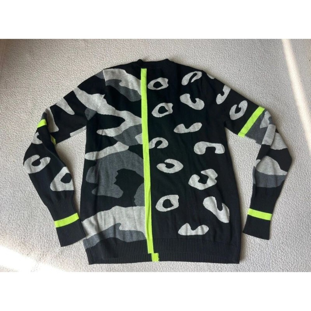 WISPR by Brodie Black & Neon Green Split Design Sweater Womens Medium